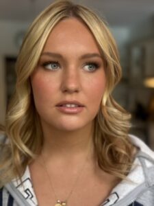 Natural makeup with lashes and bronzed eye makeup for an event in Melbourne.